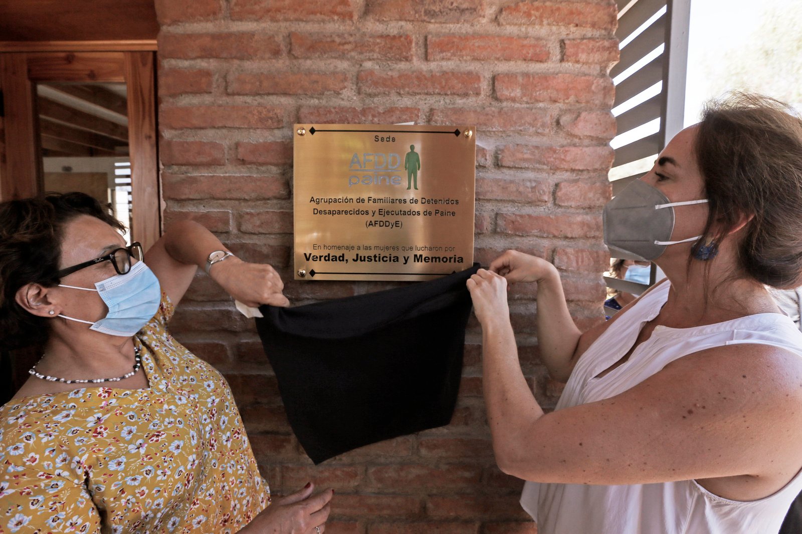 AFDDyE de Paine inaugura su sede con homenaje a las mujeres que luchan por verdad y justicia