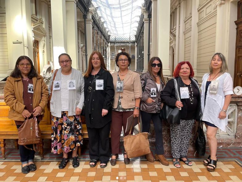 Mujeres de la AFDDyE Paine se reunieron con el presidente de la Corte Suprema
